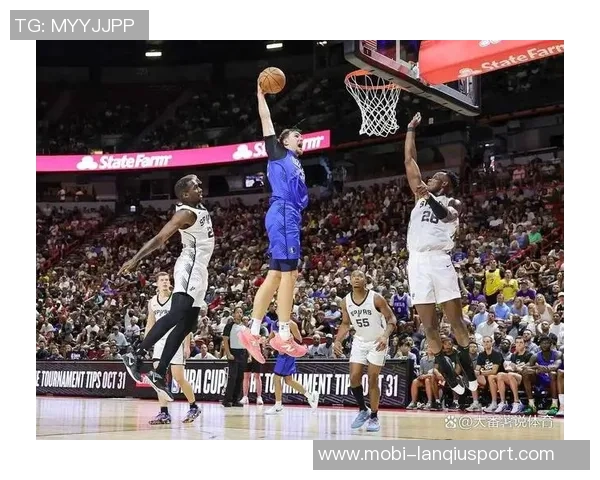 浓眉称赞弗拉格比赛理解力超龄能胜任一号位到五号位的防守任务