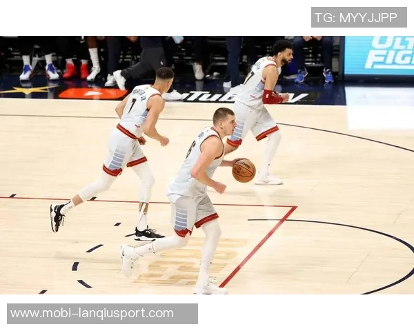 约基奇助攻总数达5636次超越乔丹并列历史第51位追平比卢普斯 约基奇助攻总数达5636次超越乔丹并列历史第51位追平比卢普斯