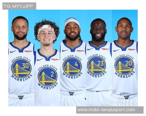 勇士新阵容崛起霍福德助力库里展现无敌风采