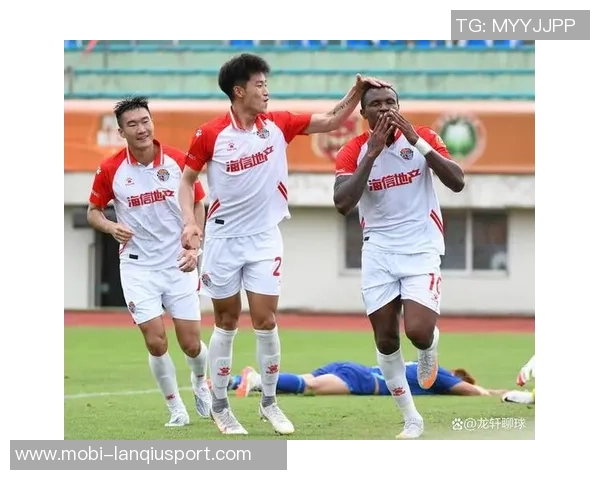 海牛欠薪问题严重达3000万元引援资金准入成巨大挑战 海牛欠薪问题严重达3000万元引援资金准入成巨大挑战