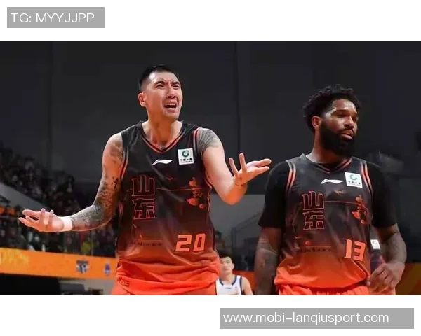 青岛国信海天U19男篮奋勇拼搏荣获全国季军展现青春风采 青岛国信海天U19男篮奋勇拼搏荣获全国季军展现青春风采